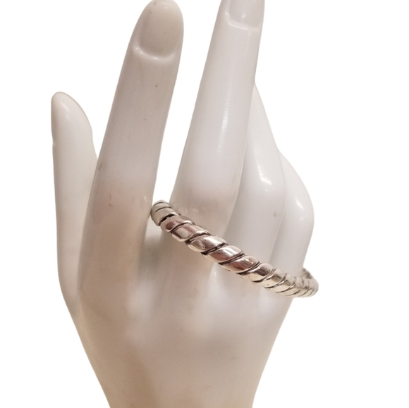 VINTAGE ARTISAN SIGNED SOLID STERLING SILVER TWISTED CABLE CUFF BRACELET - Picture 3 of 8